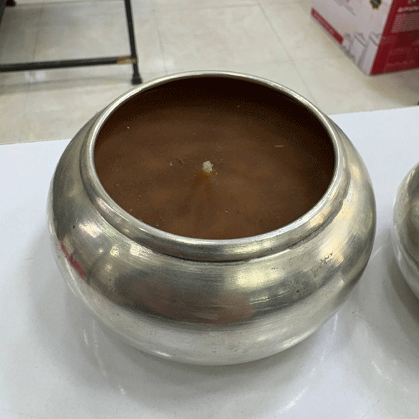 شمع مینو سفید کوچک