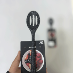 قاشق شیاردار سیلیکونی 4685